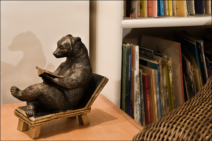Reading nook - June 2009 Where I Live