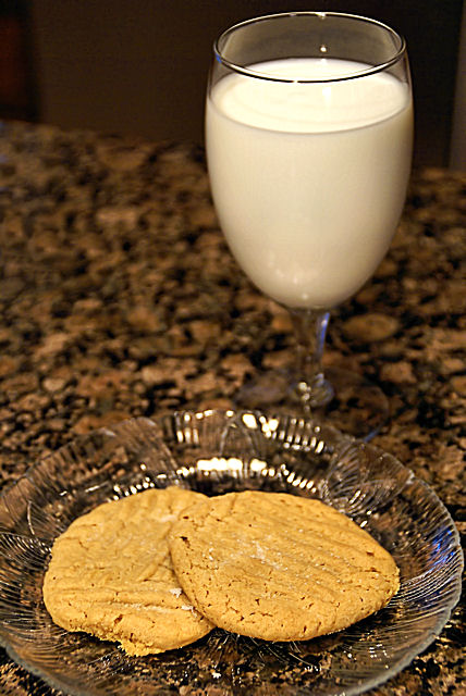 peanut butter cookies.jpg