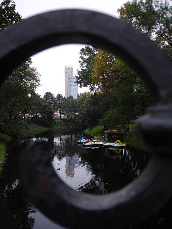 Curves of Riga