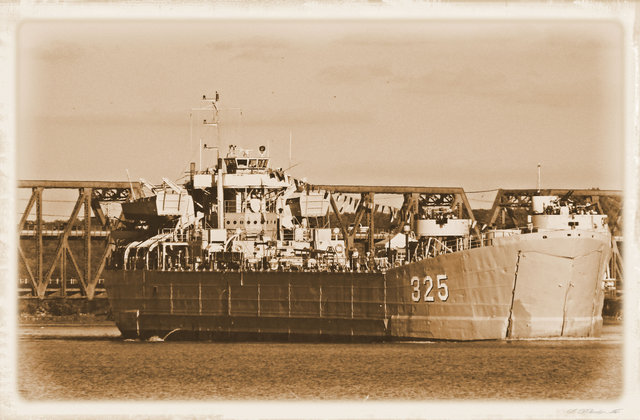 lst325day.jpg