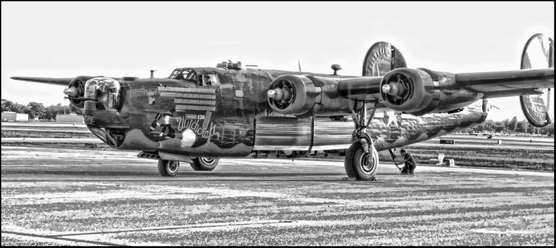 TA Desat Bomber
