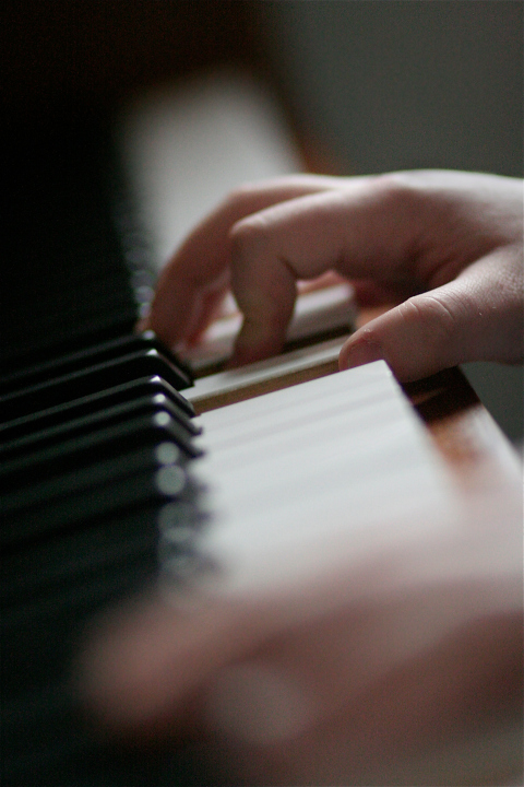 Pianohands