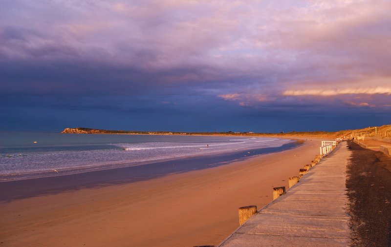 Boardwalk on Barwon.JPG