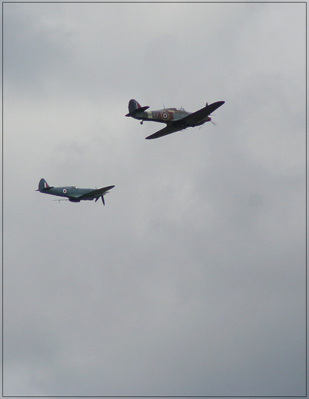 Memorial flypast