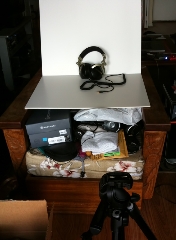 "studio" 2