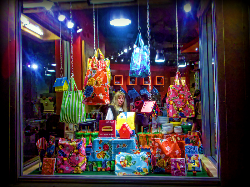 window-shopping-lr-2010-08-17-22.04