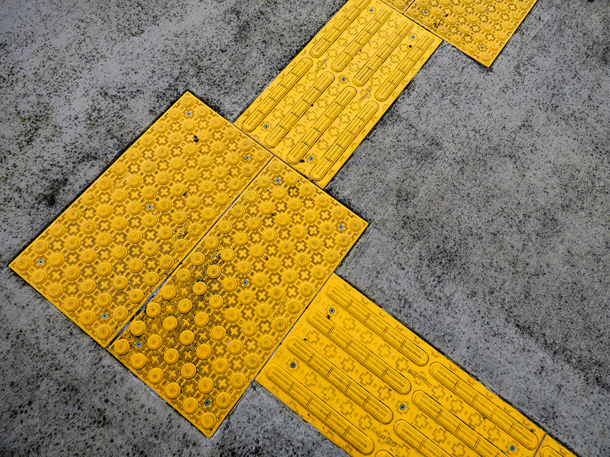 Bus-stop pavement