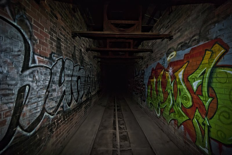 graffiti tunnel v2 small